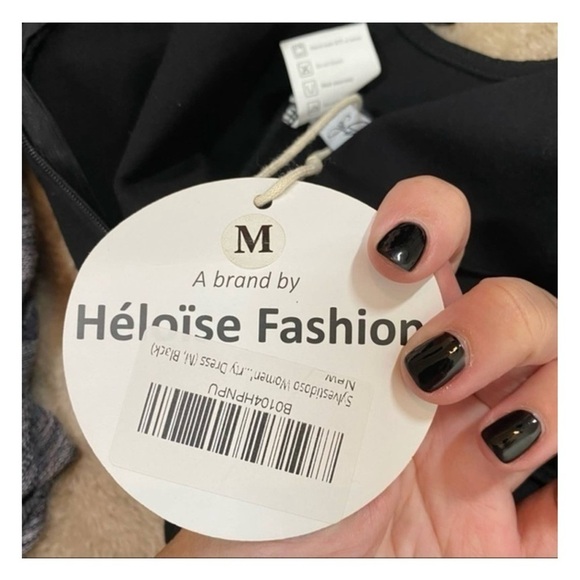 Sleeveless Contrast Mesh Yoke Pleated Dress NWT - Picture 6 of 10